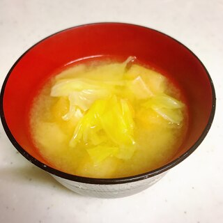 キャベツの味噌汁